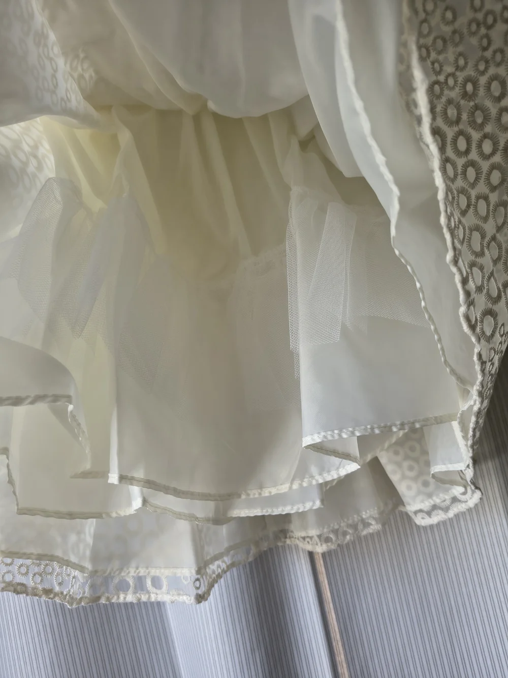 Ivory Circle-Pattern Lace Flower Girl Dress with Bow Size 5